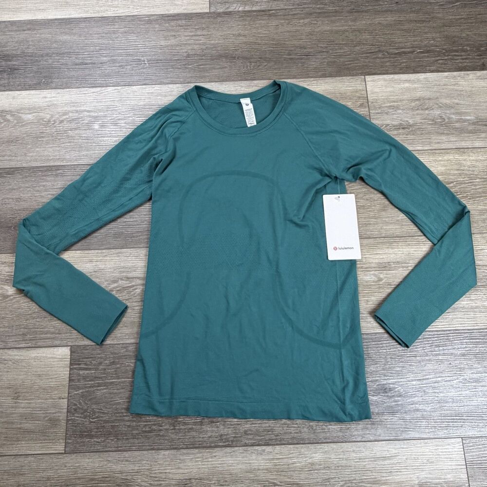 Lululemon Swiftly Tech 2.0 Shirt Womens Size 8 Green Long Sleeve Running Top
